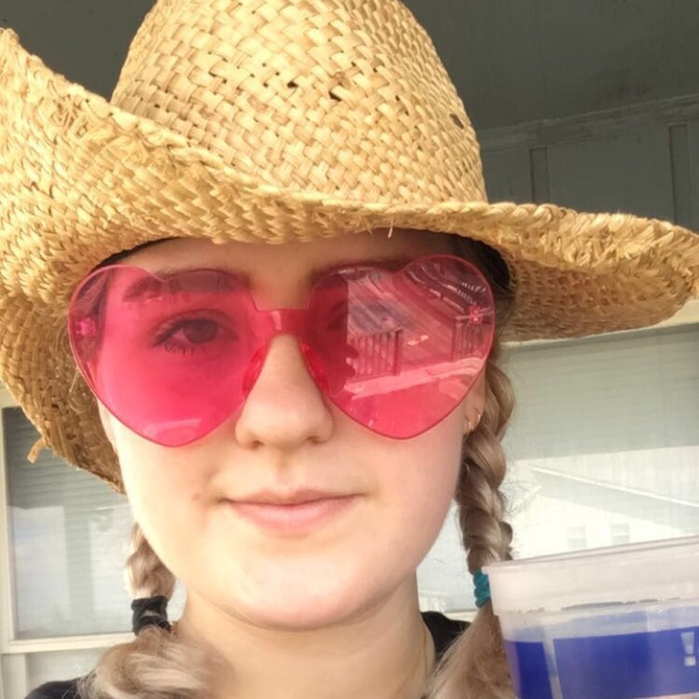 Meet your Posher, Anabelle